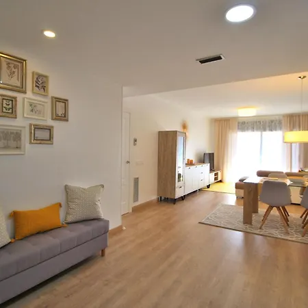 Al23 Moderno Playa Fenals, Costa Brava 료렛 드 마르