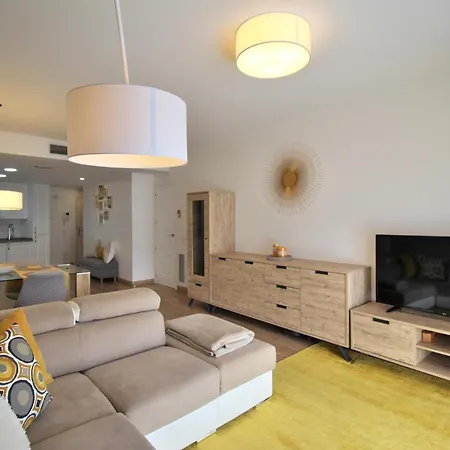 Al23 Moderno Playa Fenals, Costa Brava * 료렛 드 마르